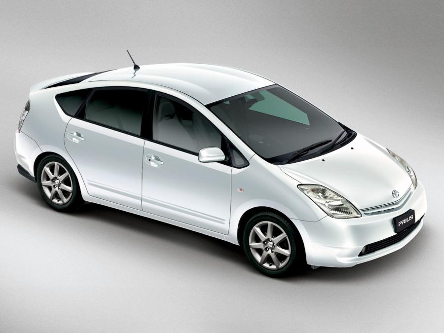  Toyota Prius 2003 года  (JP) (фото 1 из 5)